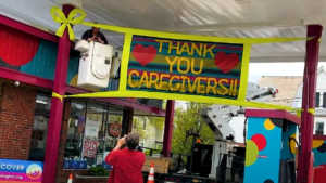 Arlington service station raises a sign of hope and thanks